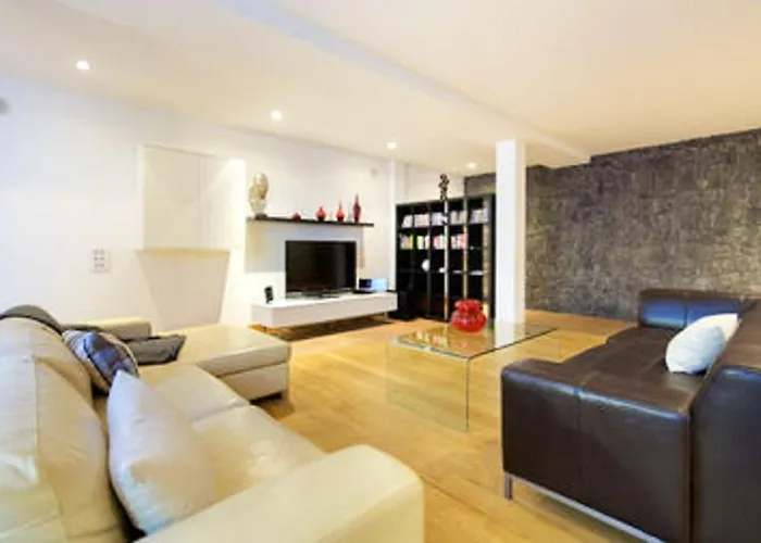 Villa Charming In With Private Pool