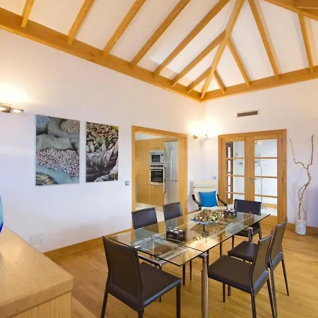 Vila Charming In With Private Pool