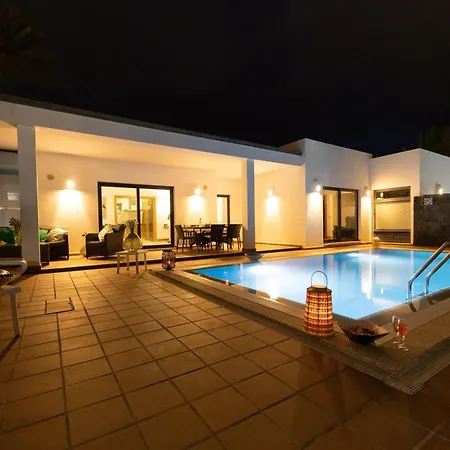 Charming In With Private Pool