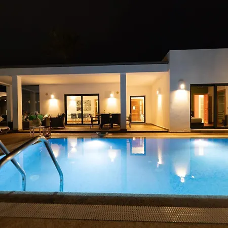 빌라 Charming In With Private Pool