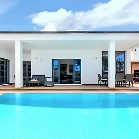 Villa Charming In With Private Pool *