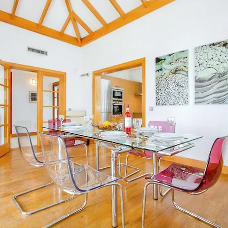Villa Villa: Beachside Retreat With Pool & Wi-fi Playa Blanca (Lanzarote)