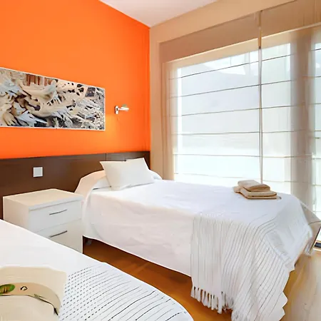 Villa: Beachside Retreat With Pool & Wi-fi Playa Blanca (Lanzarote)