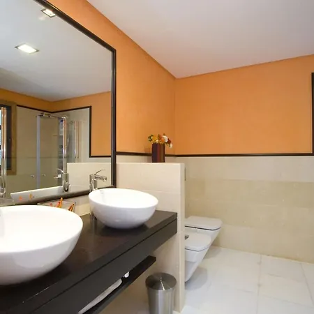 Villa: Beachside Retreat With Pool & Wi-fi Villa *